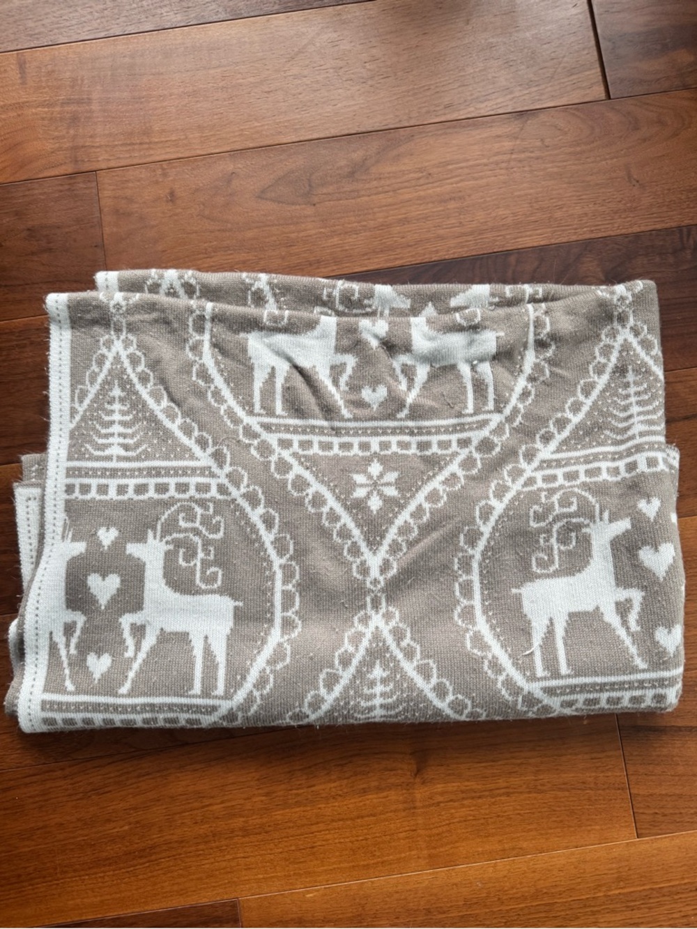 Beige and White Reindeer Knit Throw Blanket